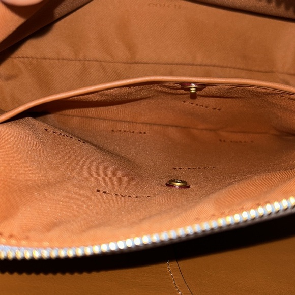 Beautiful Coach Lana Shoulder Bag - Picture 9 of 13